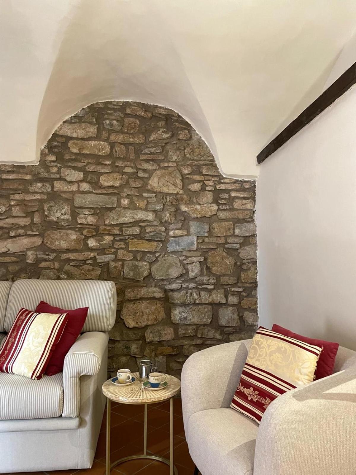 Uliveto Saglietto Agriturismo A Poggi Apartments Империя Экстерьер фото