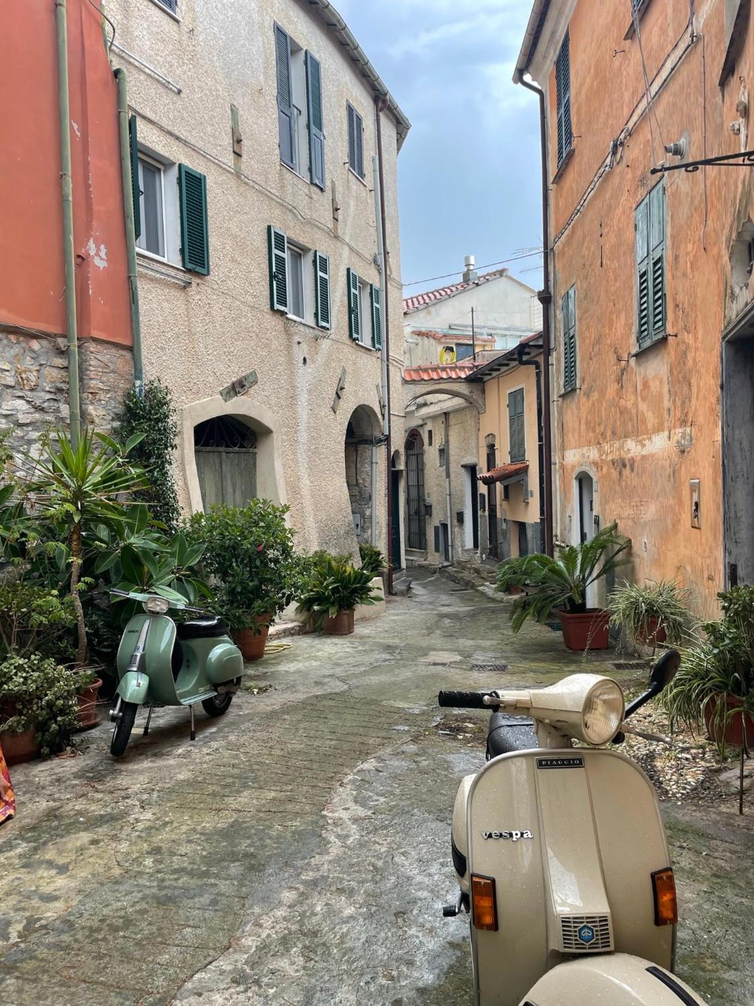 Uliveto Saglietto Agriturismo A Poggi Apartments Империя Экстерьер фото