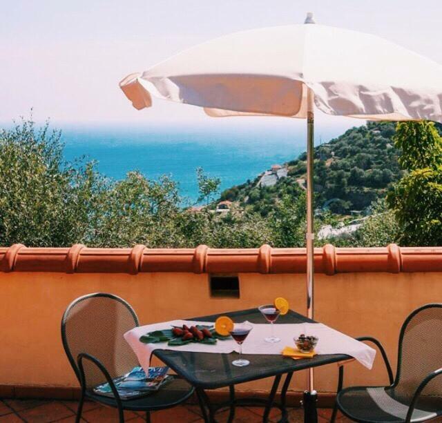 Uliveto Saglietto Agriturismo A Poggi Apartments Империя Экстерьер фото